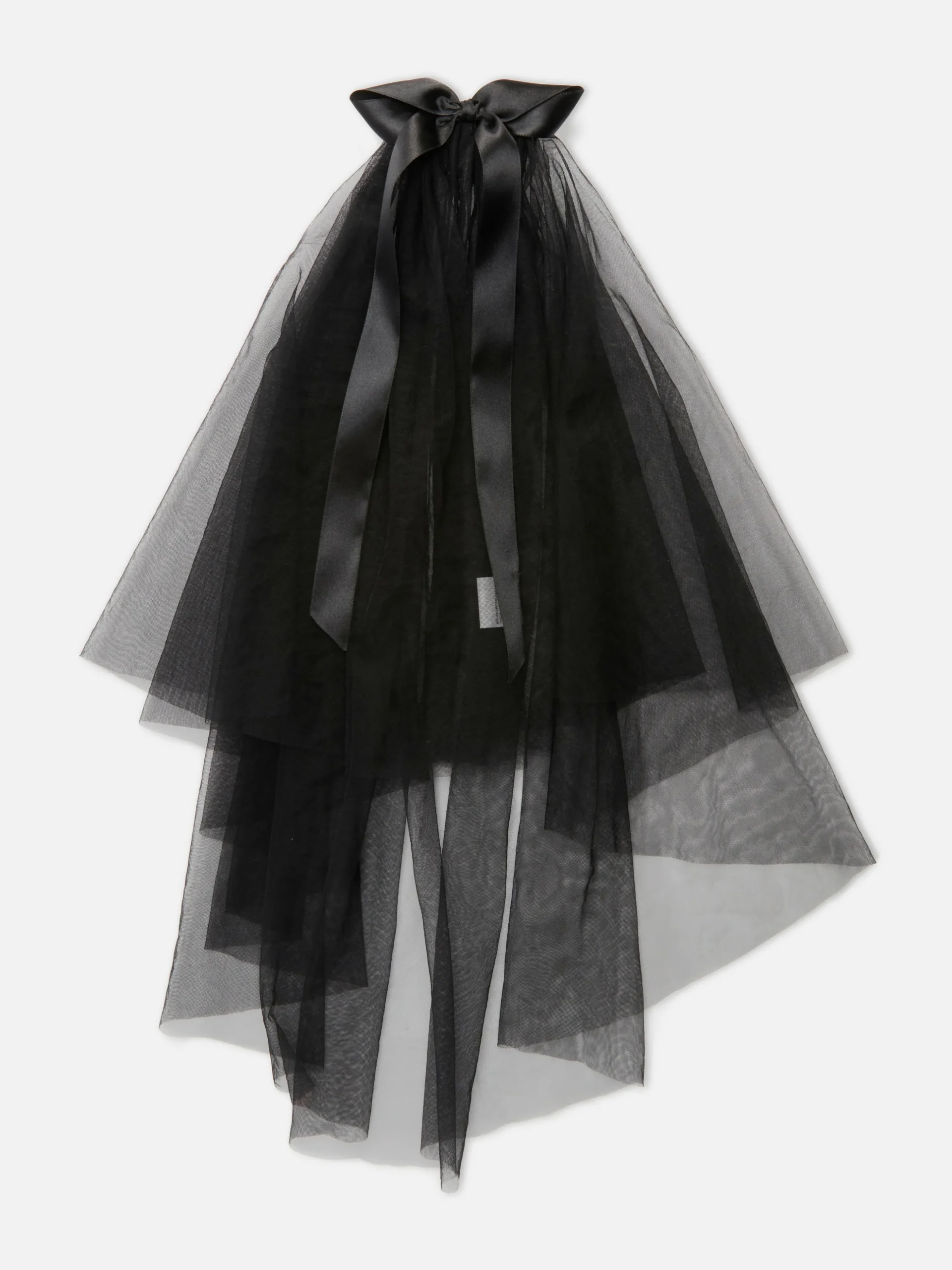 Beetlejuice X Colleen Atwood Tulle Veil