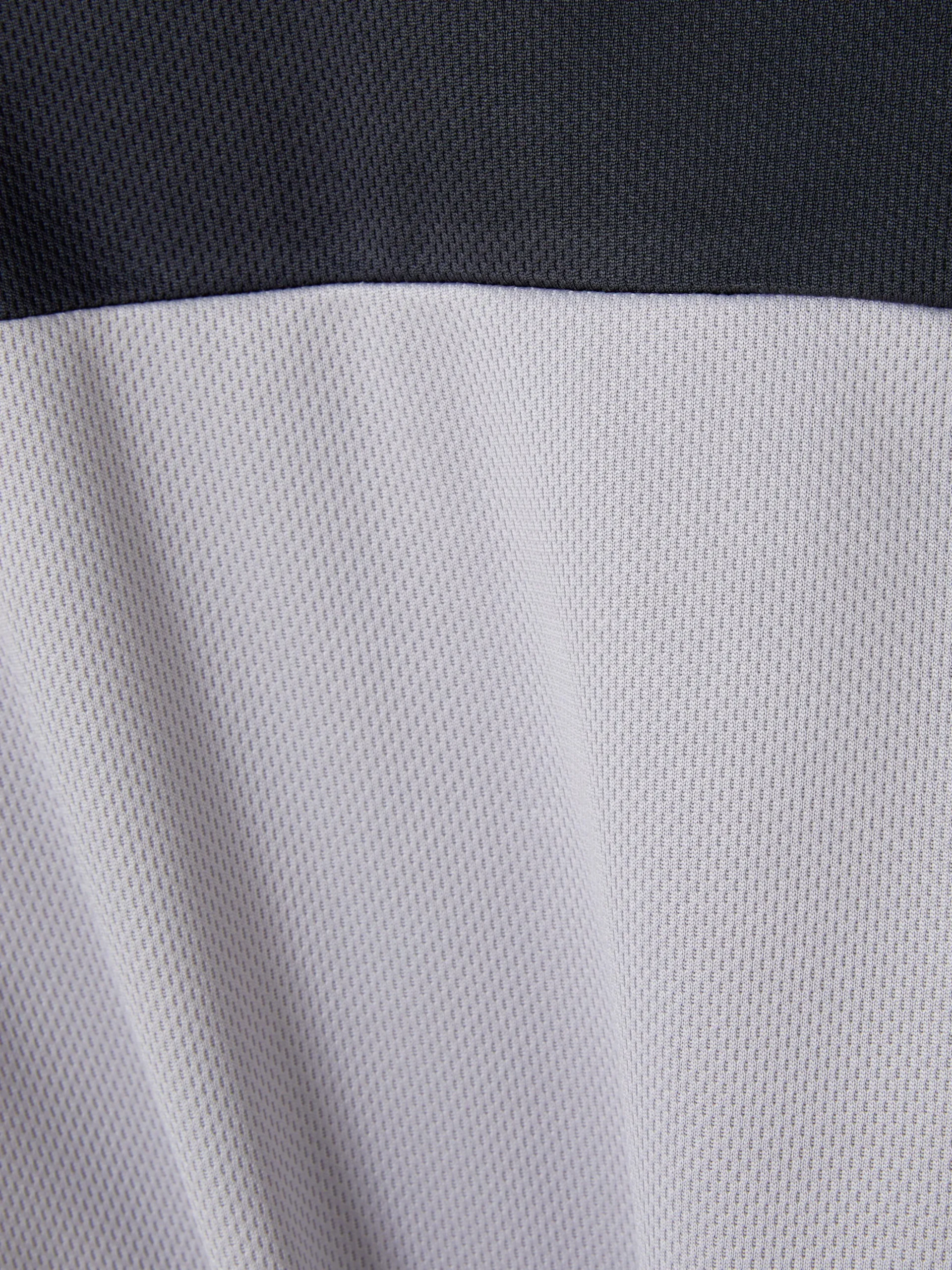 Color Block Mesh T-Shirt