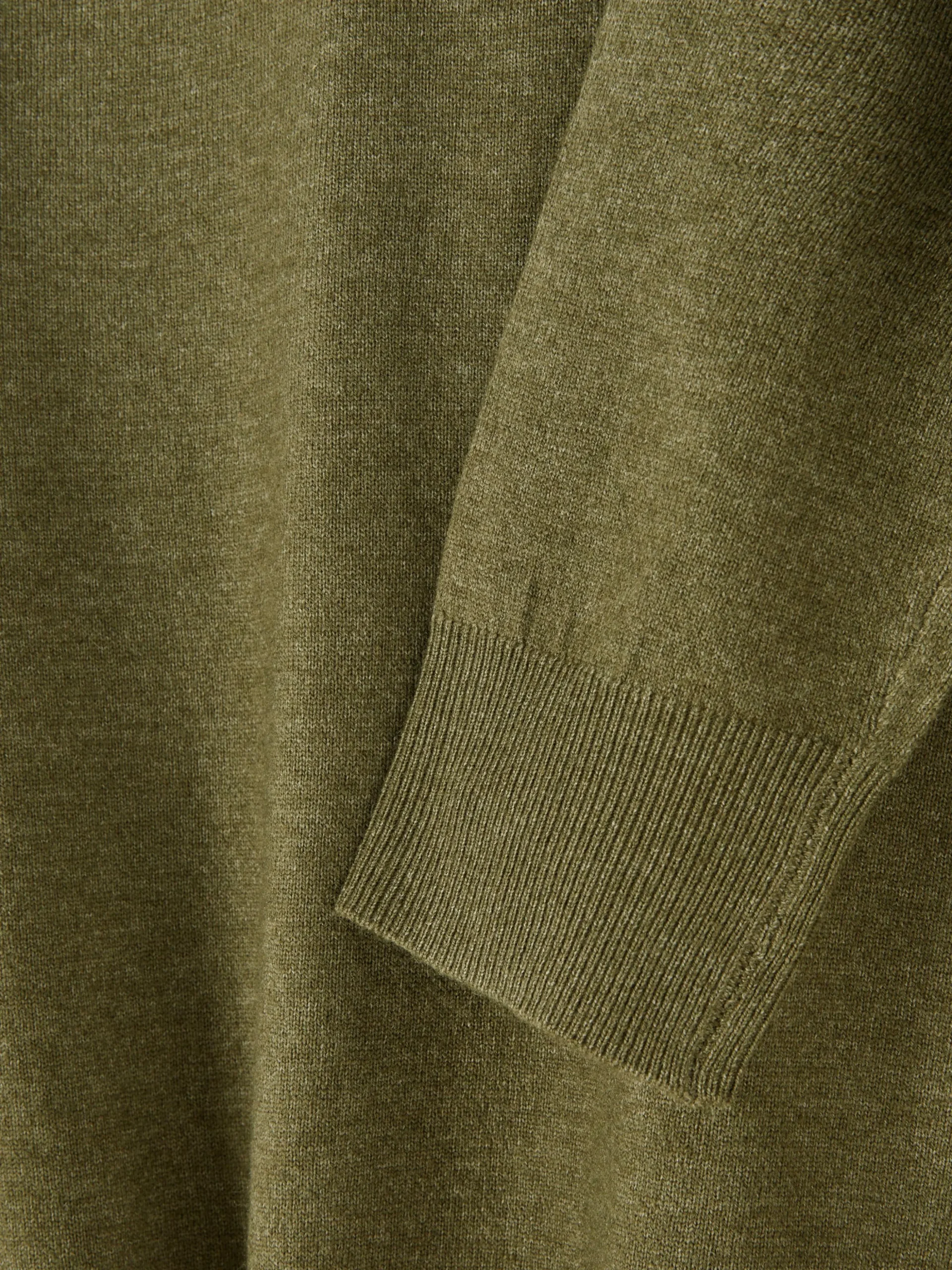 Crew Neck Fine Knit Sweater