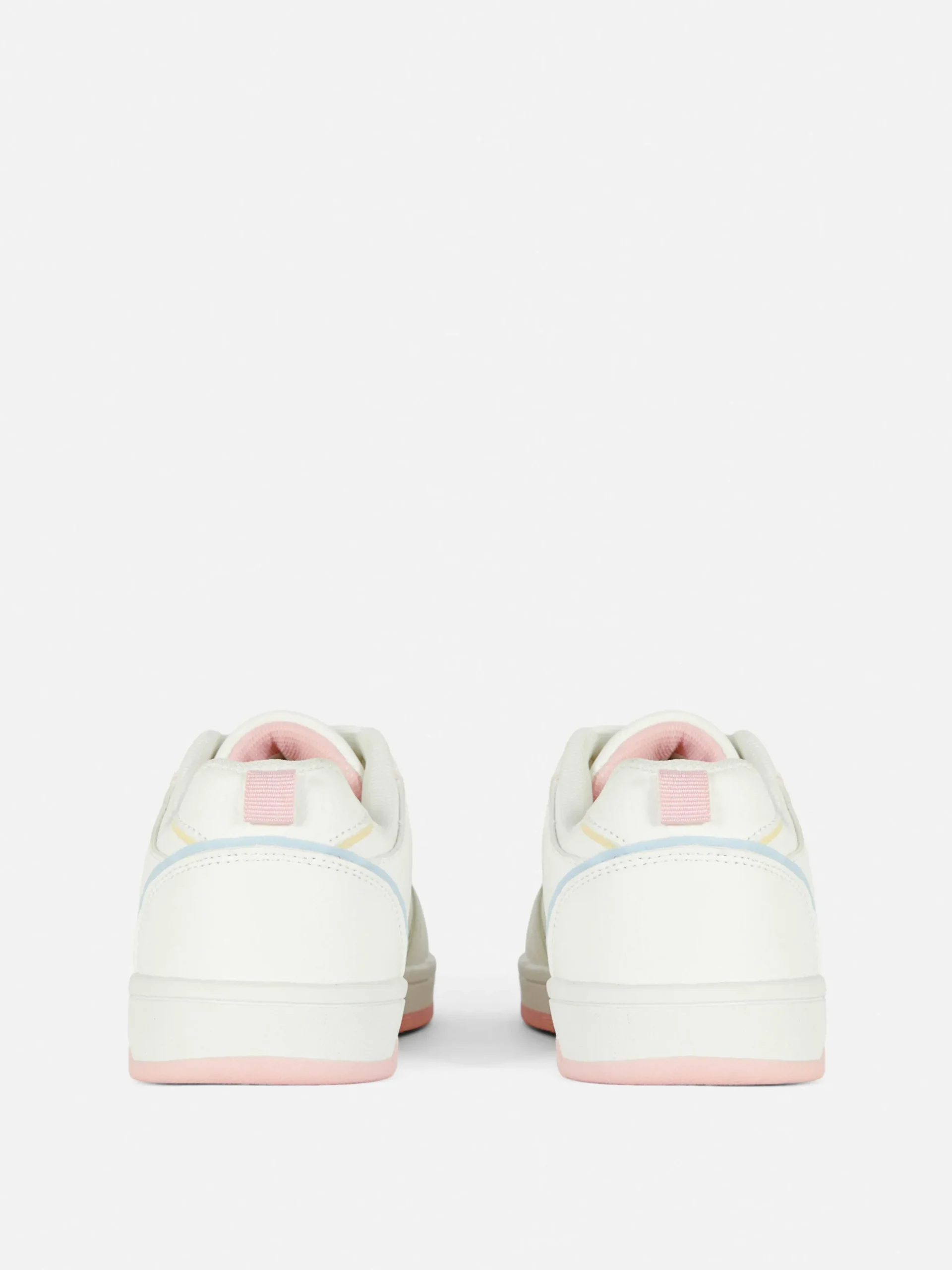 Disney’s Minnie Mouse Low Tops