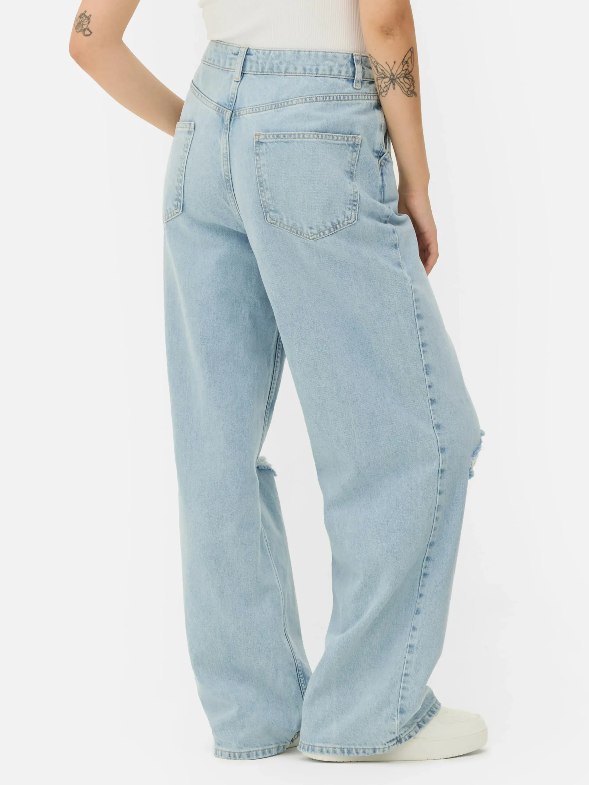 Distressed Wide Leg Jeans