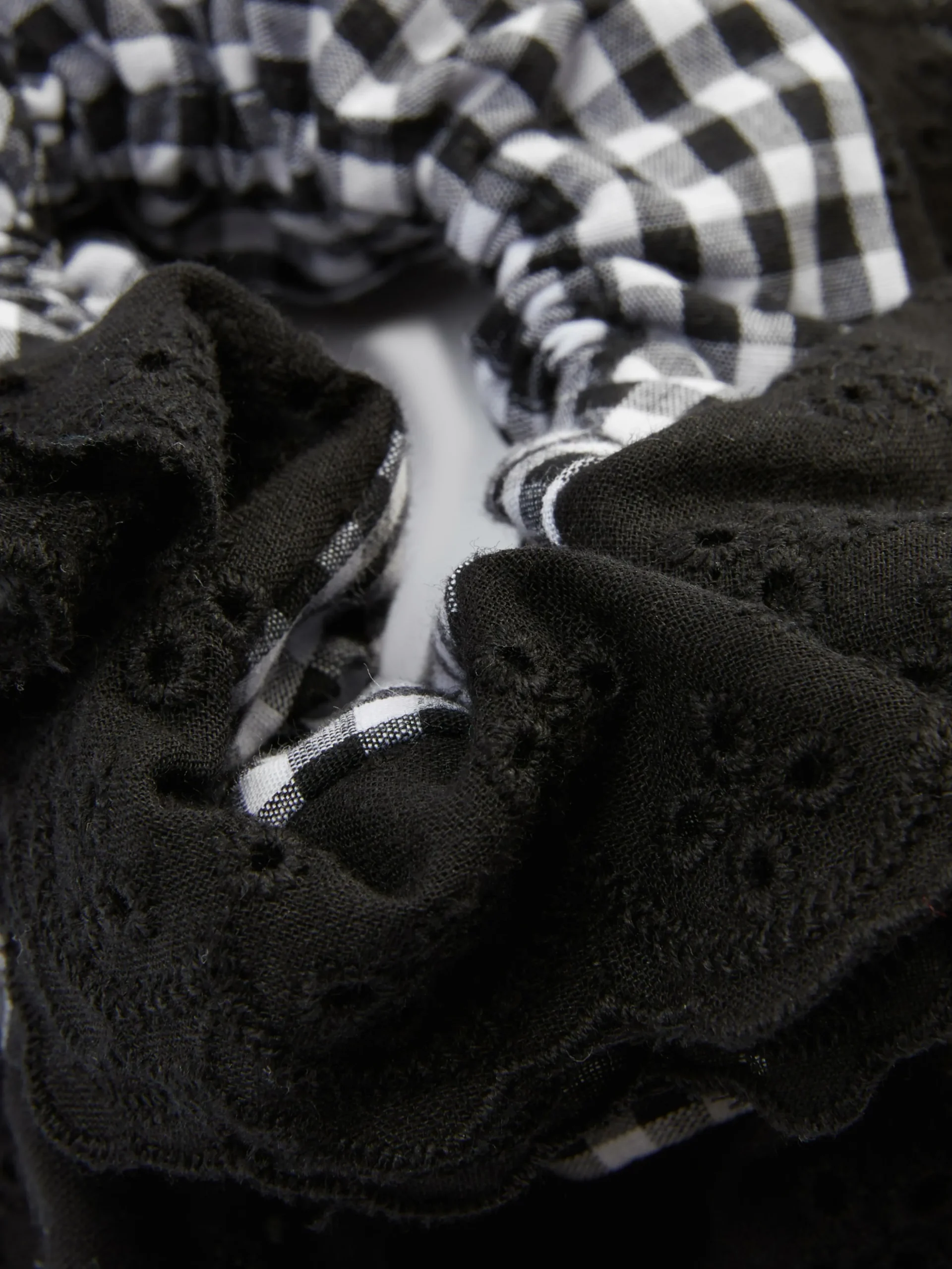 Jumbo Gingham And Lace Scrunchie