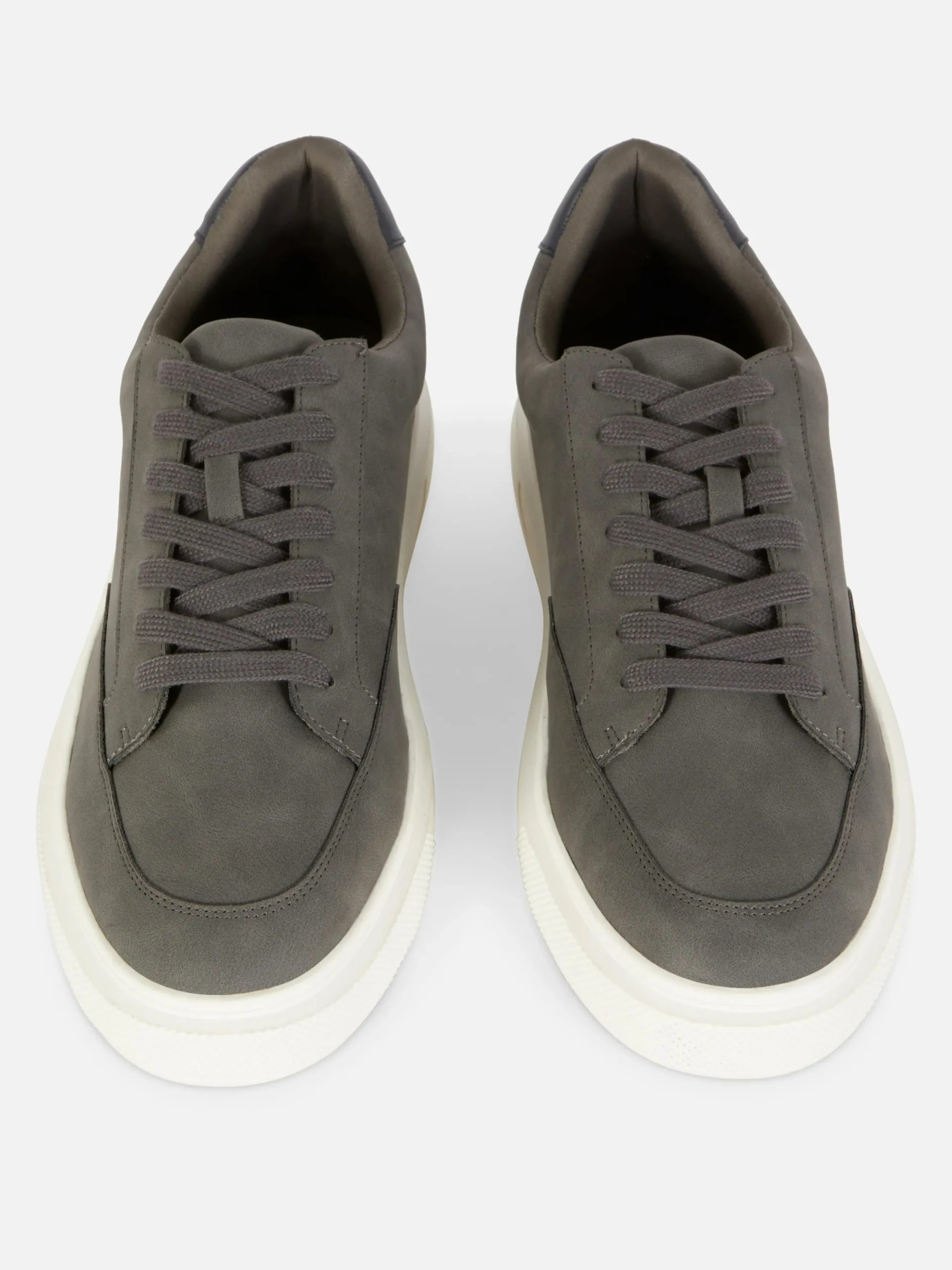 Kem Low-Top Sneakers