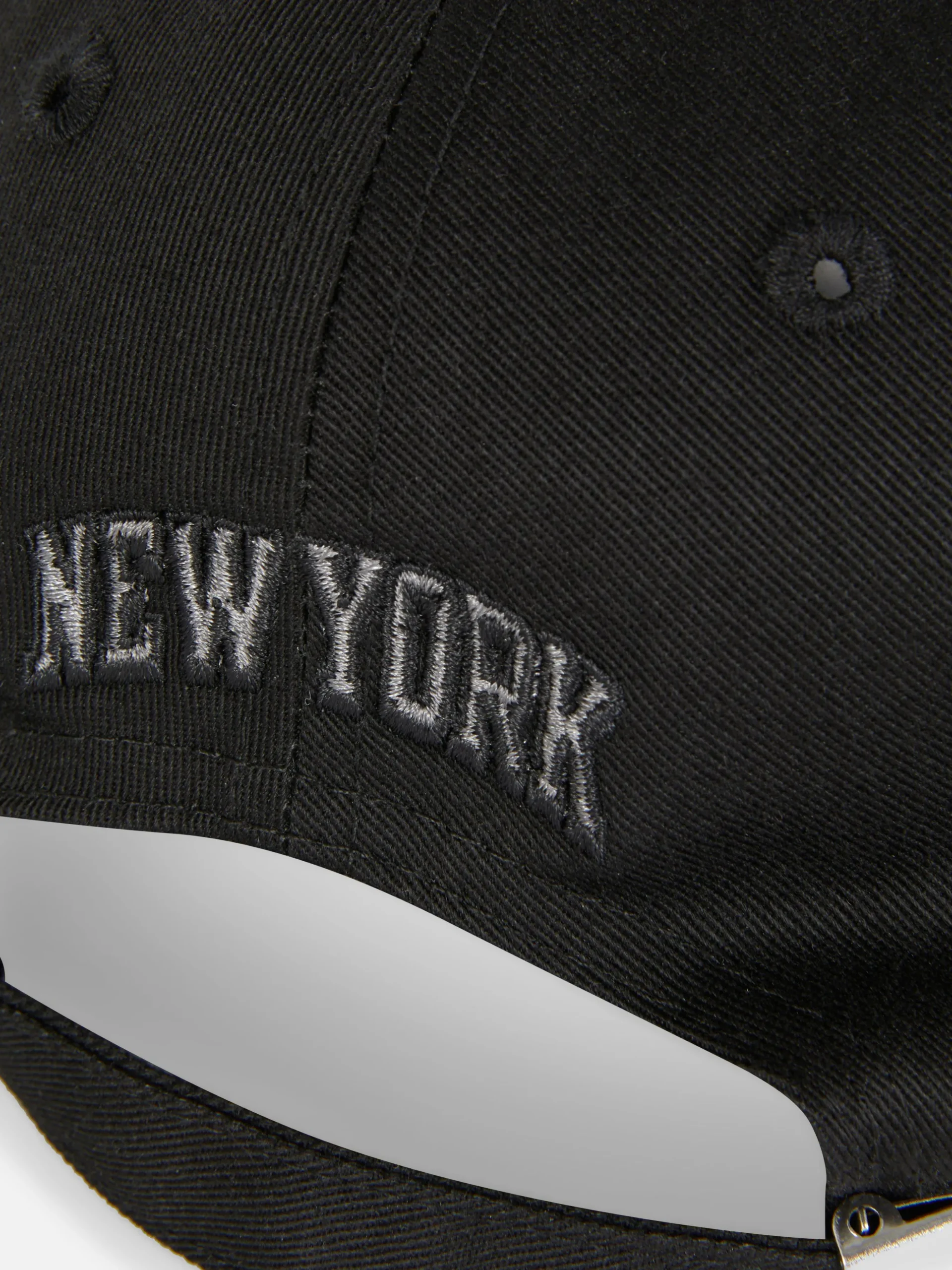 New York Embroidered Baseball Cap