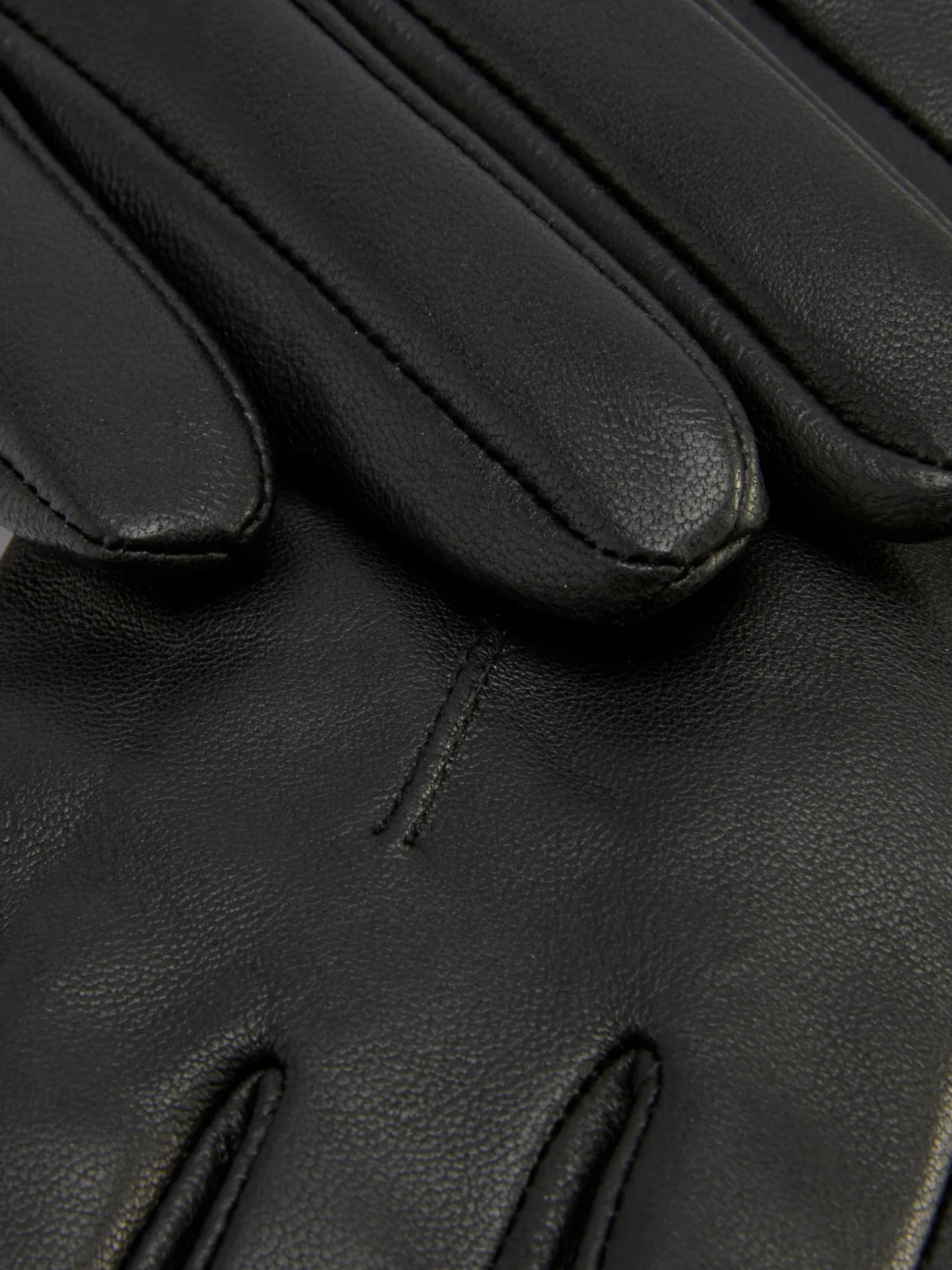 Notched Wrist Leather Gloves