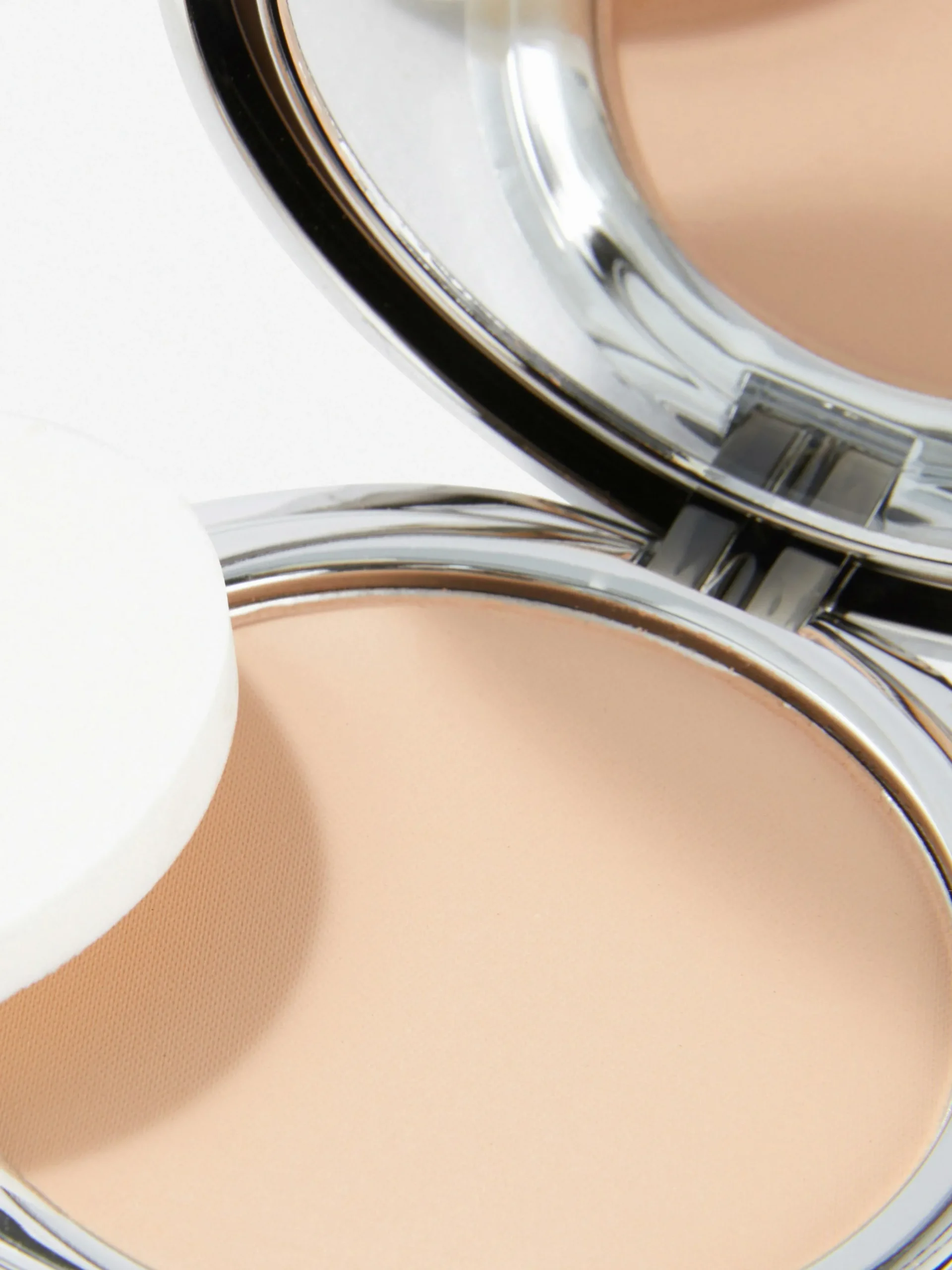 PS My Perfect Color Foundation Pressed Powder