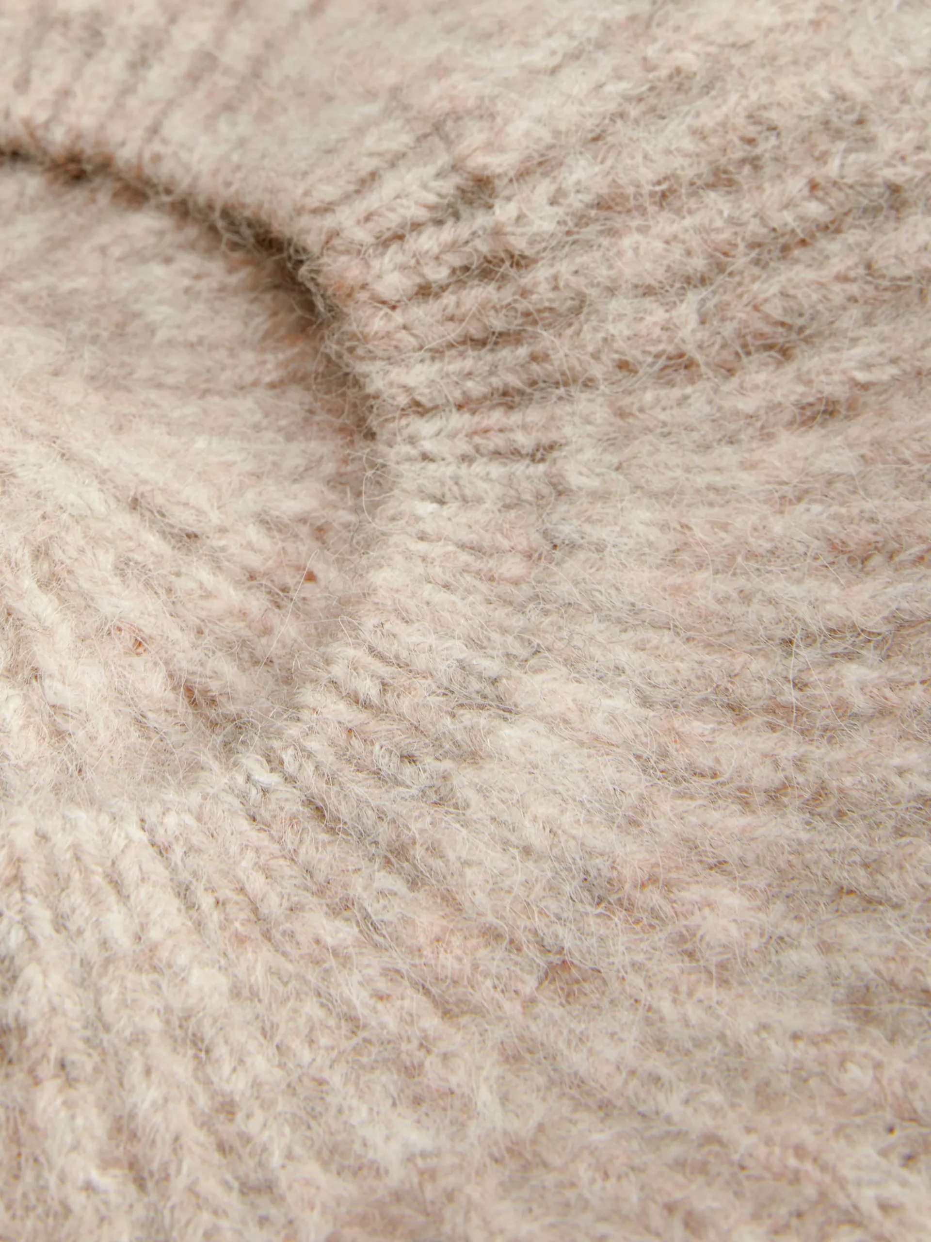 Ribbed Knit Beret