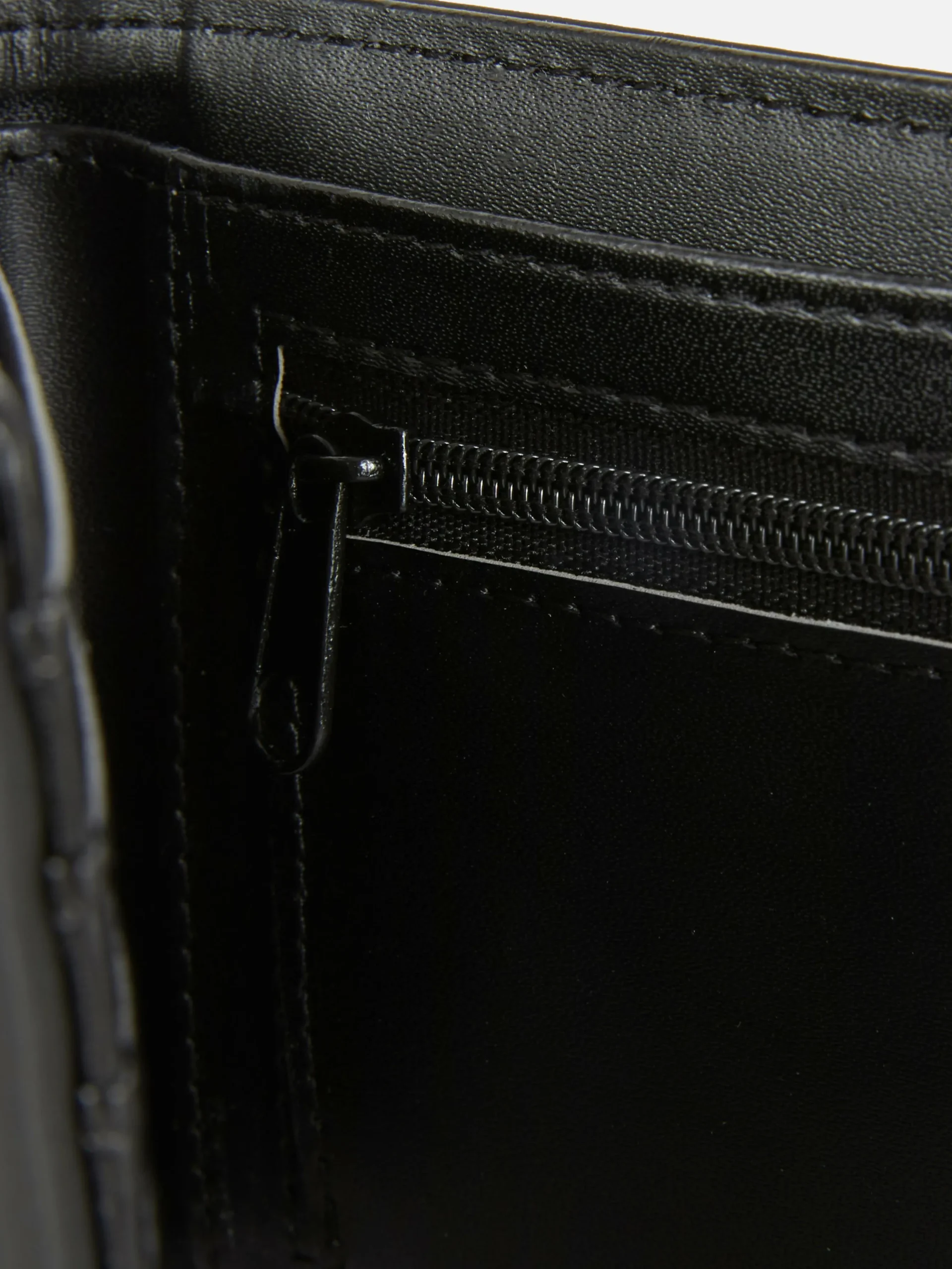 Rubberised Bifold Wallet
