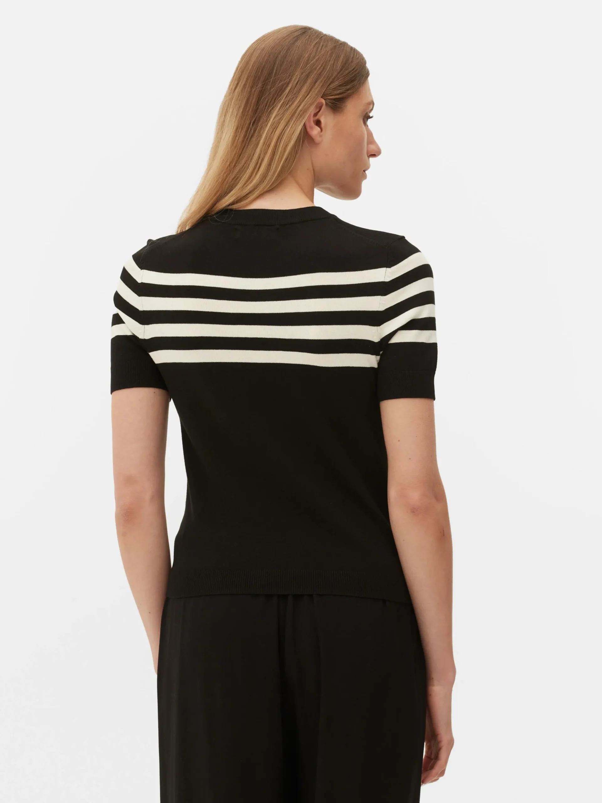 Short Sleeve Knit Top