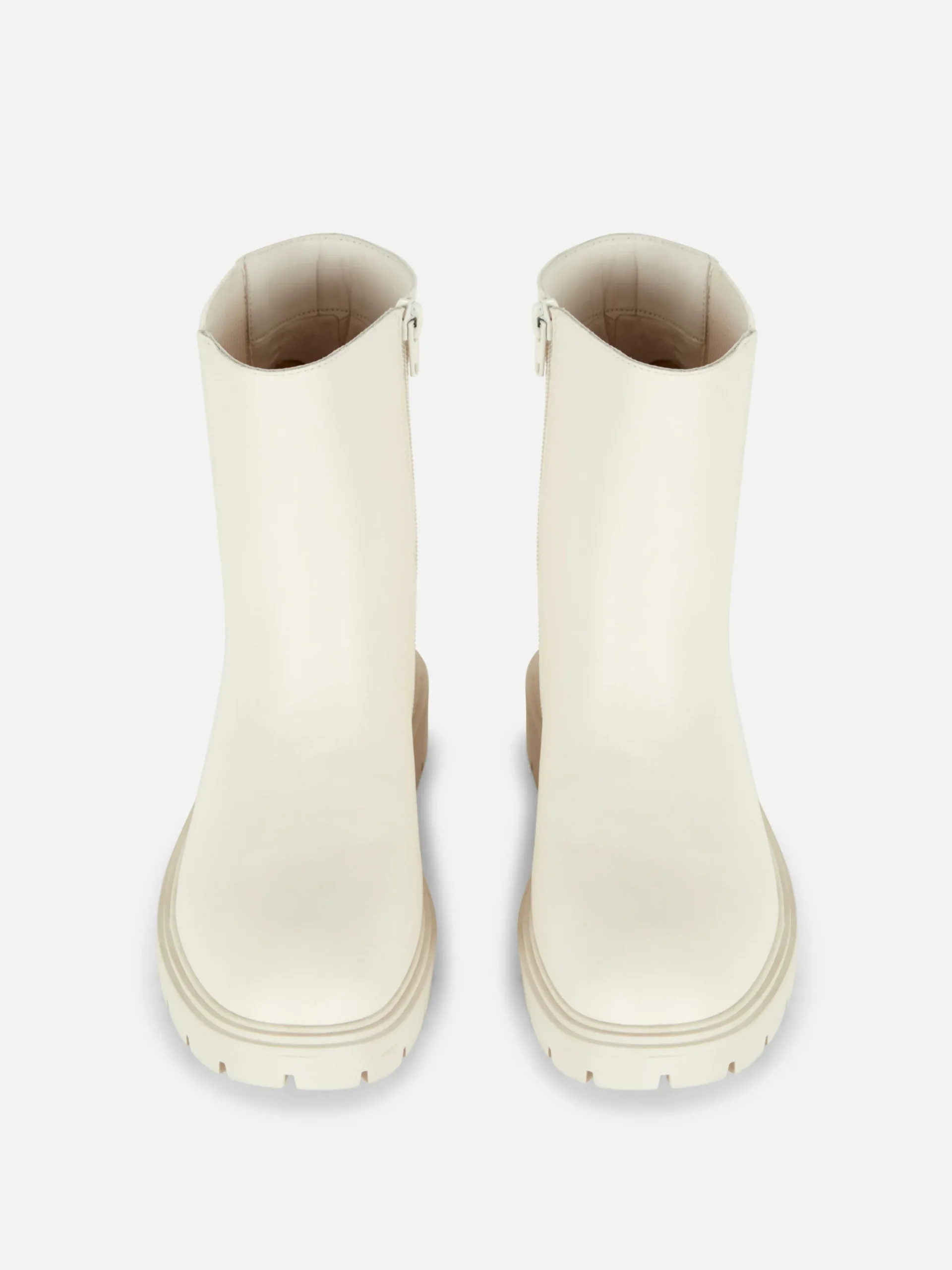 Side Zip Chelsea Boots