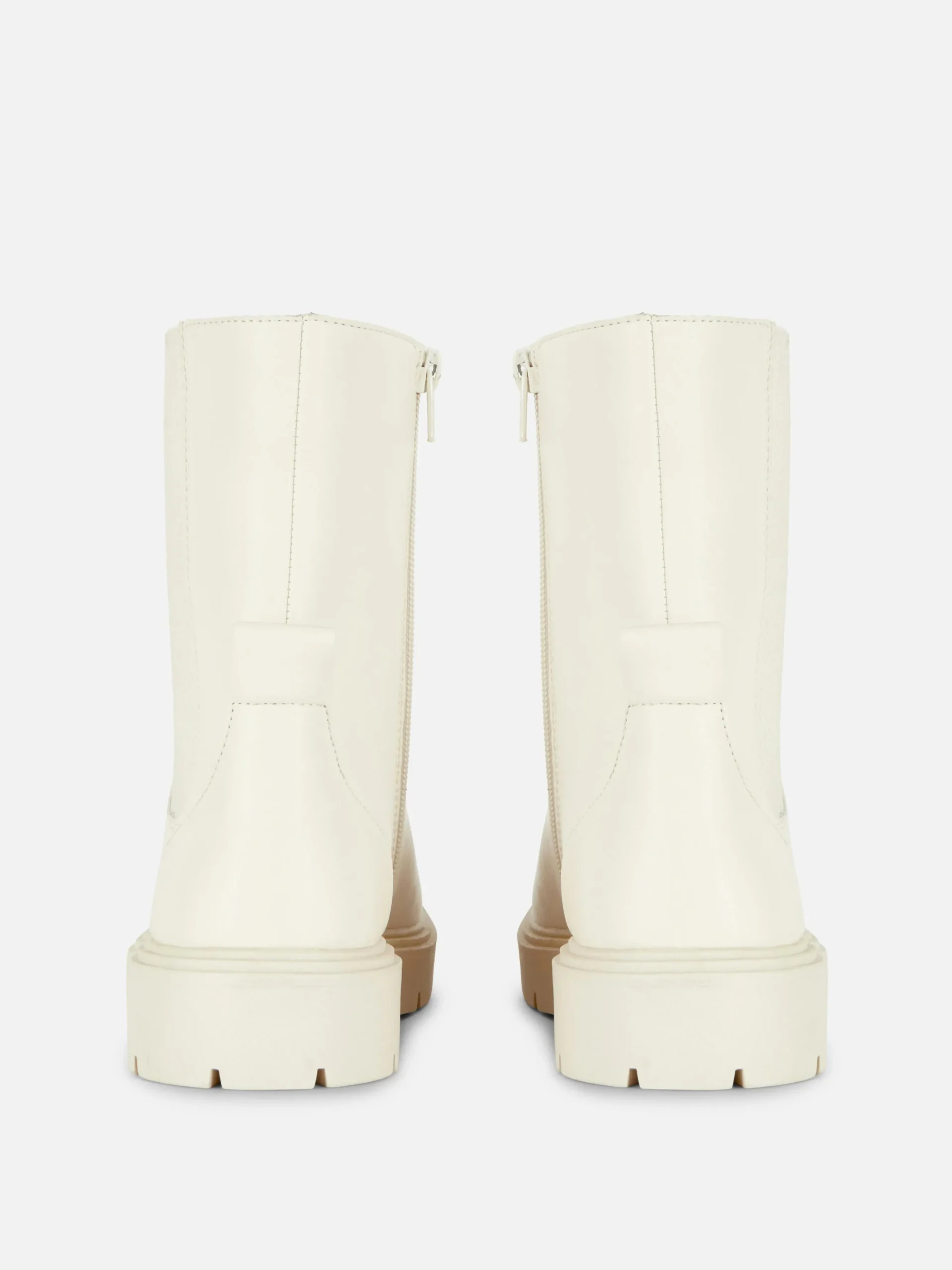 Side Zip Chelsea Boots