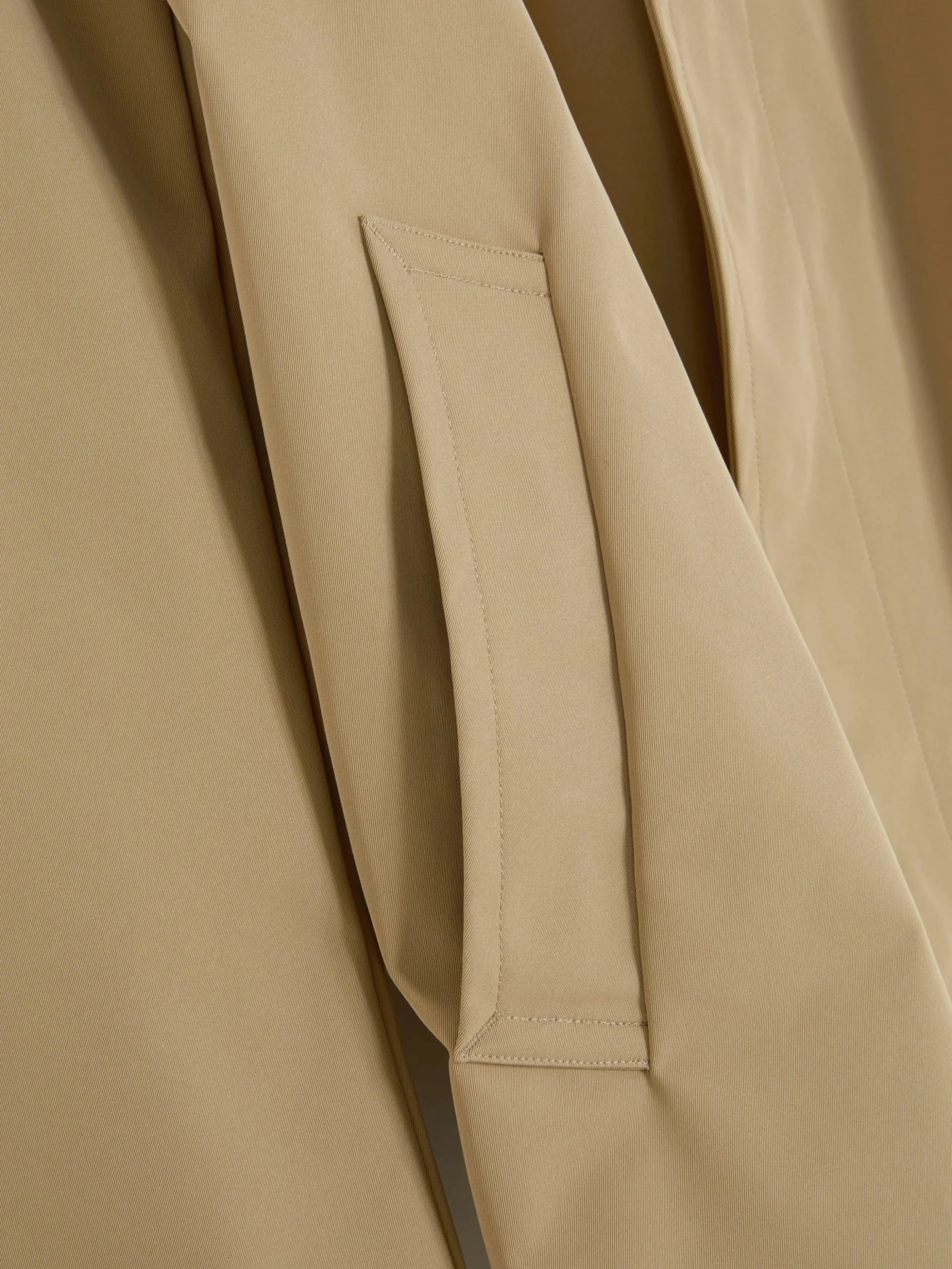 Single-Breasted Long Raincoat