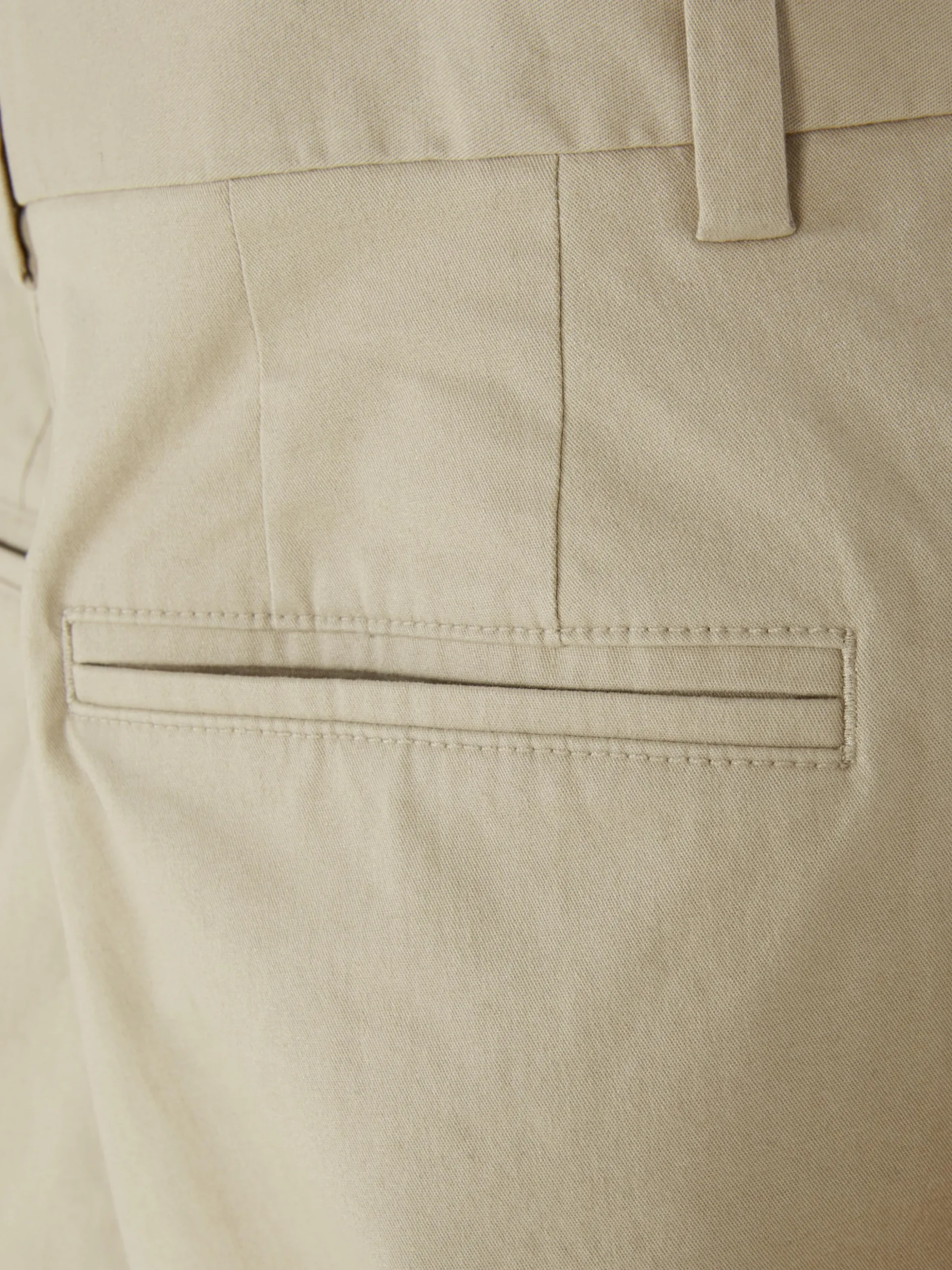 Straight Leg Stretch Chinos