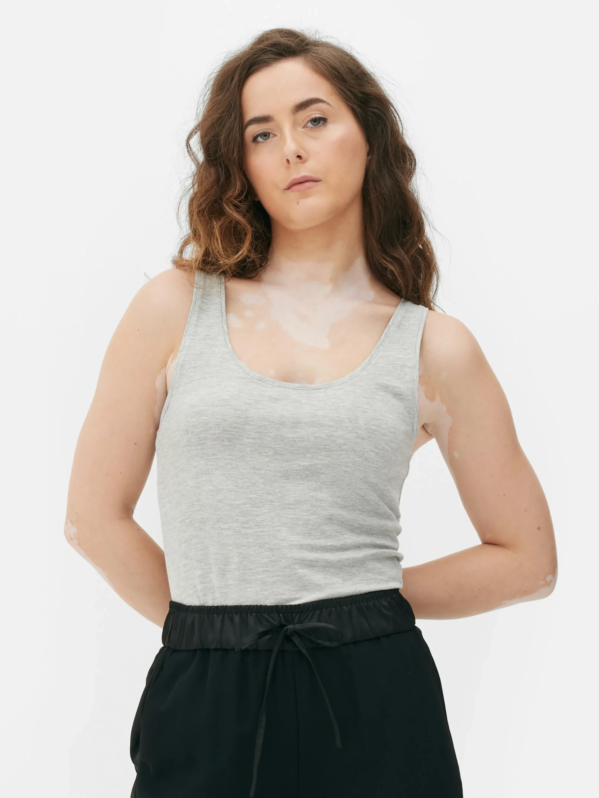 Stretch Scoop Neck Tank
