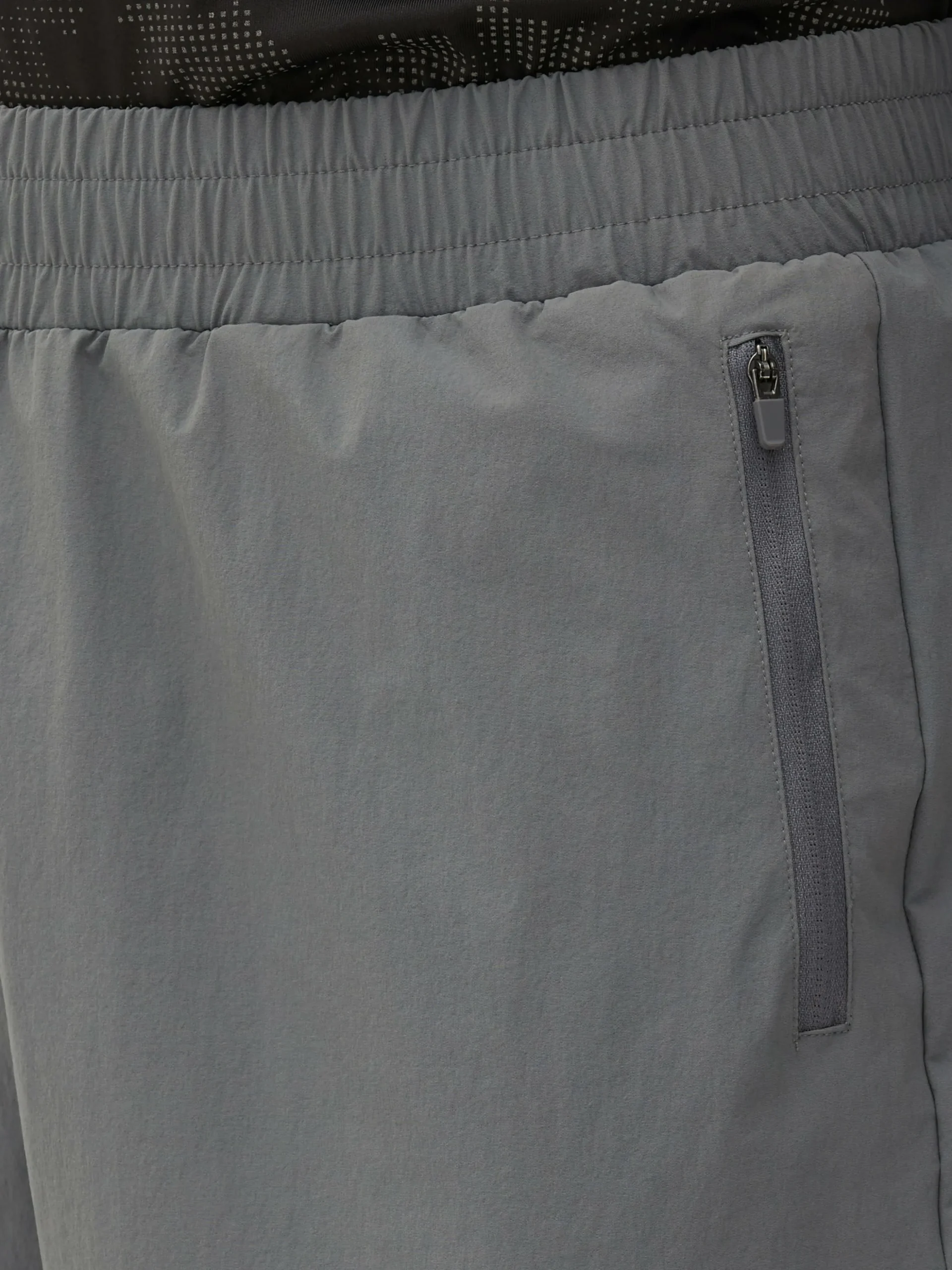 Toggle Cuff Cargo Pants