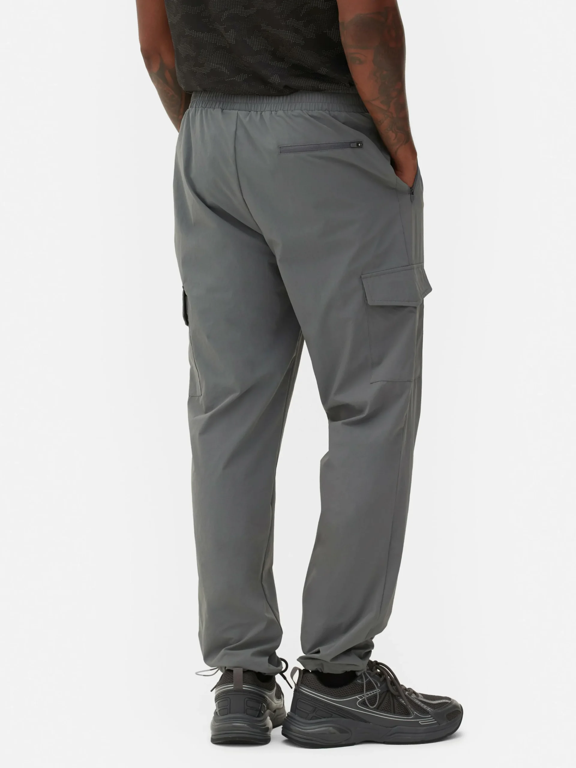 Toggle Cuff Cargo Pants