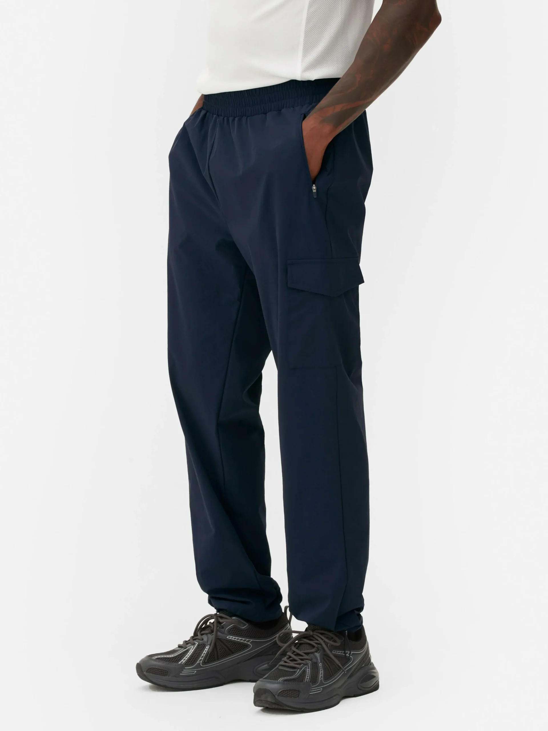 Toggle Cuff Cargo Pants